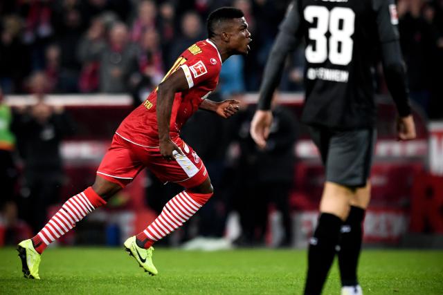 勇士将试训29岁扣篮王 曾在勇士场均得12.9分